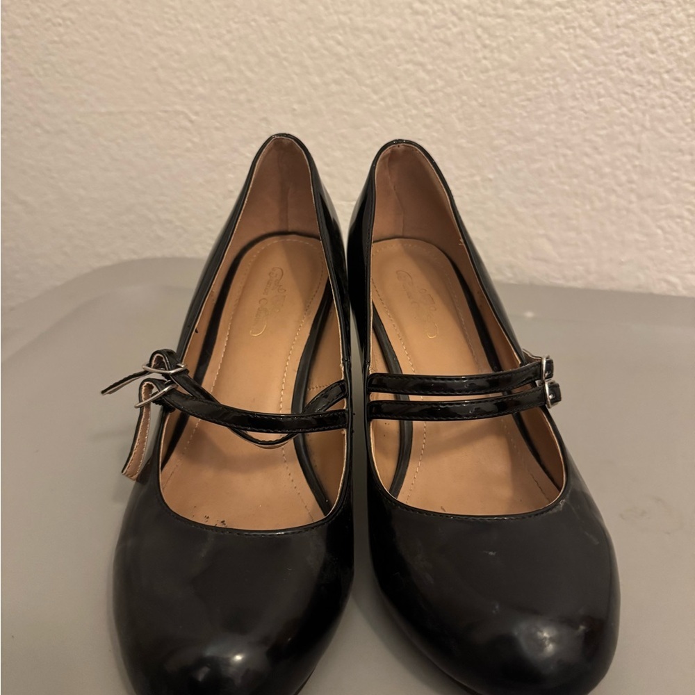 Journee Collection Black Mary Jane Heels